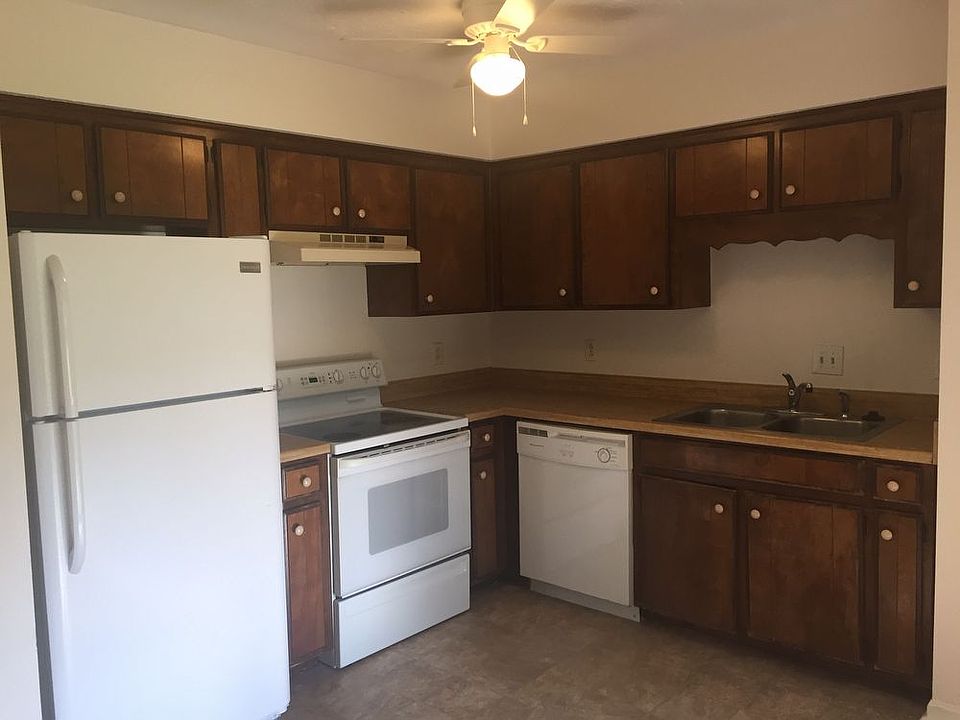 1st image of 500-506 Windellwood Cir