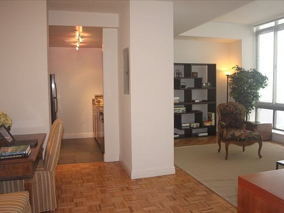 4th image of 1500 Lexington Ave APT 19C