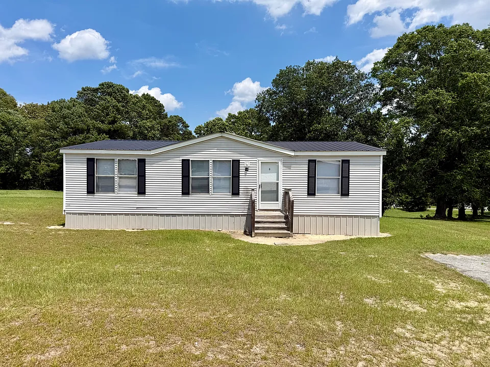 44 English Ct