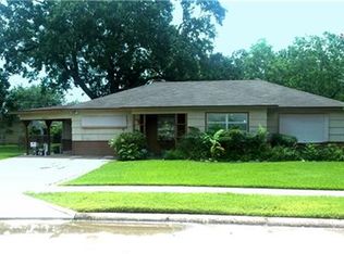 2003 Harding St, Pasadena, TX 77502