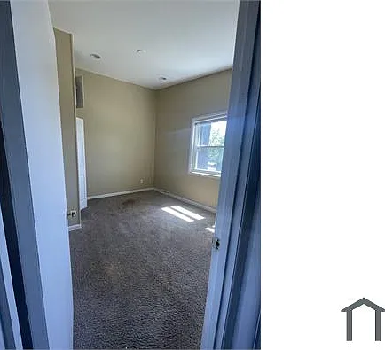 2404 Smith Ave — Photo 8