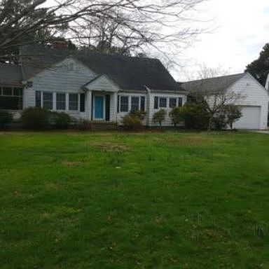 1st image of 18 Meadville Dr
