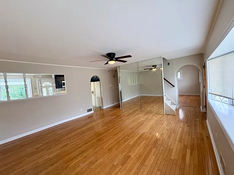 166 Wilfred Blvd — Photo 2