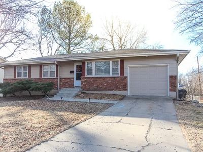 512 S Church Cir, Olathe, KS, 66061