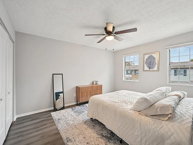 Park Place Apartments — Photo 19