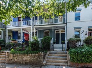 561 15th St SE, Washington, DC 20003