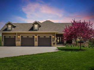 401 Jones St, Fayette, IA 52142