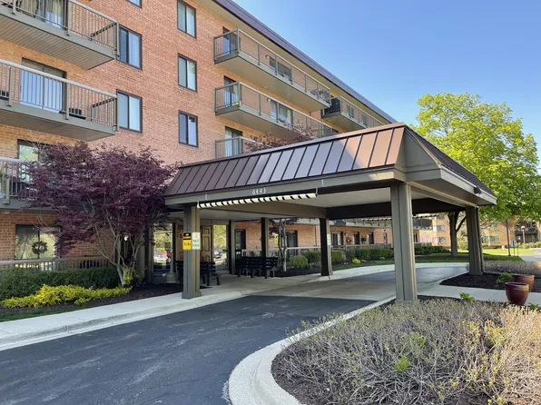 6443 Clarendon Hills Rd APT 107, Willowbrook, IL 60527