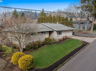 276 NW Ione St, Dundee, OR 97115