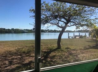 2652 Coconut Dr, Sanibel, FL 33957