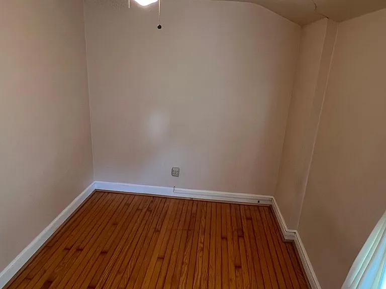 845 Frederick St — Photo 8