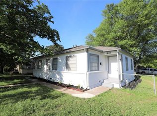 1201 S Westmoreland Rd, Dallas, TX 75211