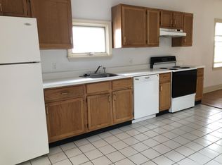 541 Pleasant St #3R, Worcester, MA 01602