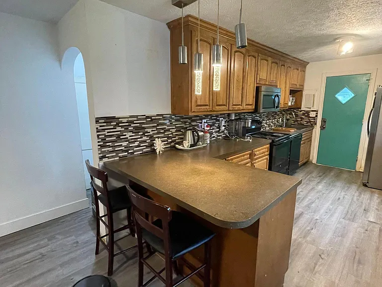 5927 Marshall Ave — Photo 5