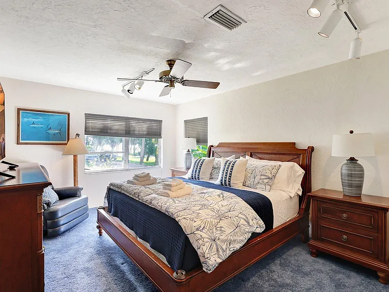 7501 S Indian River Dr — Photo 24