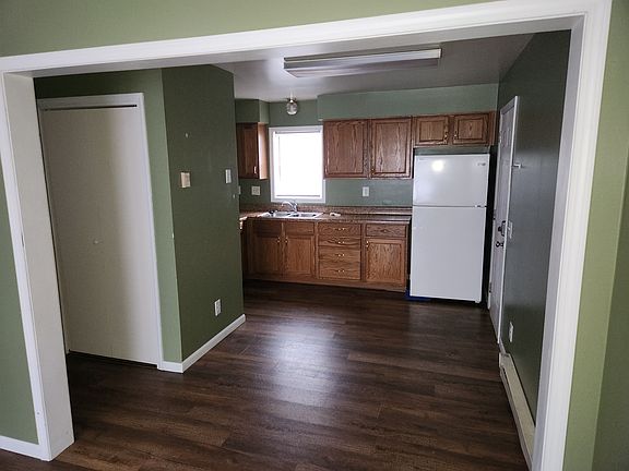 3rd image of 135 E Foulke Ave #B