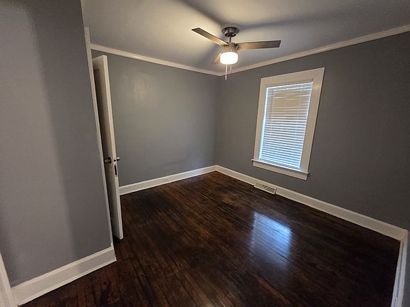 3rd image of 1238 N Miami Blvd