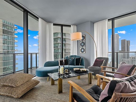 5th image of 501 NE 31st St Unit 2906