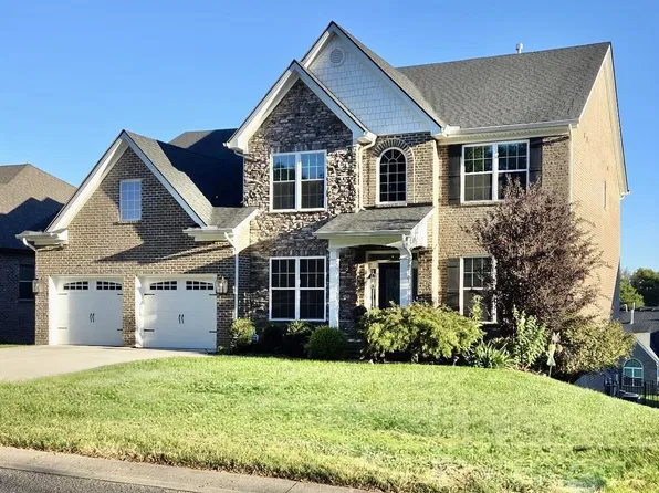 1027 Prince George Parish Dr, Knoxville, TN 37934