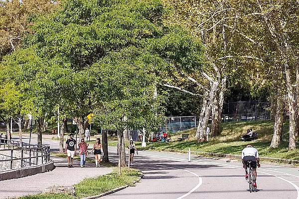 Rented by MNS | media 32