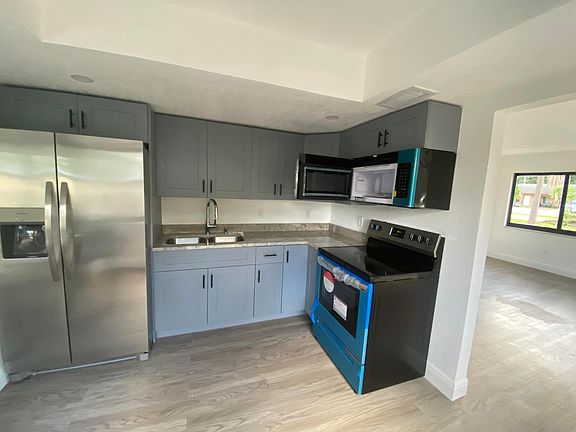 4th image of 3802 Patio Ct