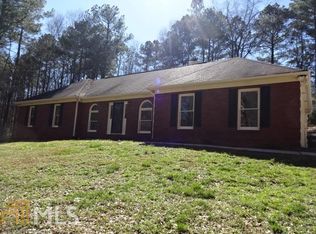 90 Ryan Ct, Auburn, GA 30011