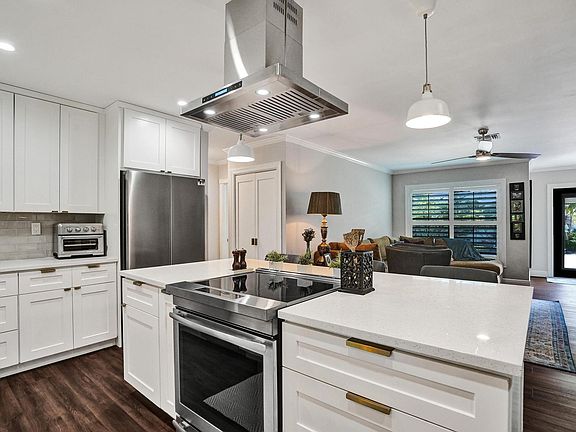 5th image of 1611 NW 45th Street