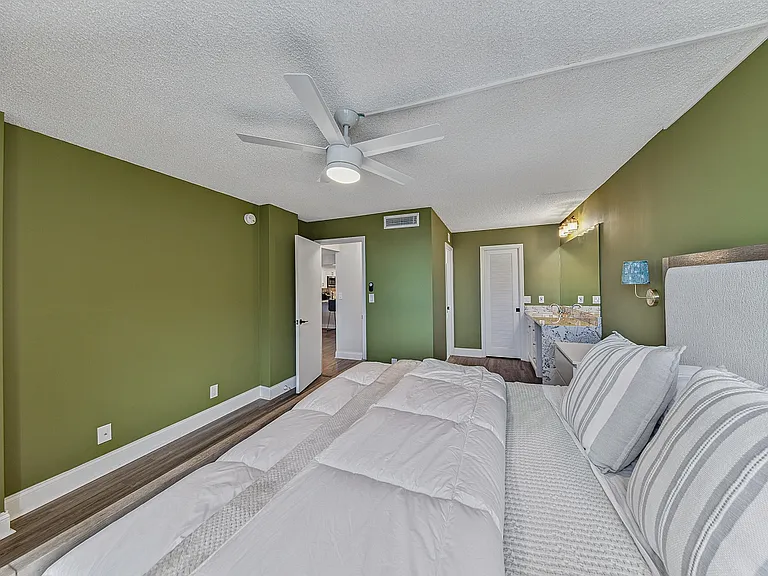 4 Royal Palm Way #3020 — Photo 19