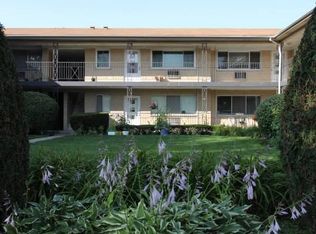 715 Busse Hwy APT B5, Park Ridge, IL 60068