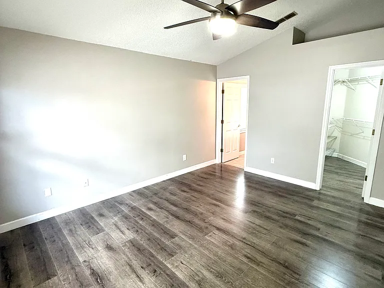 13328 Mallard Cove Blvd — Photo 14