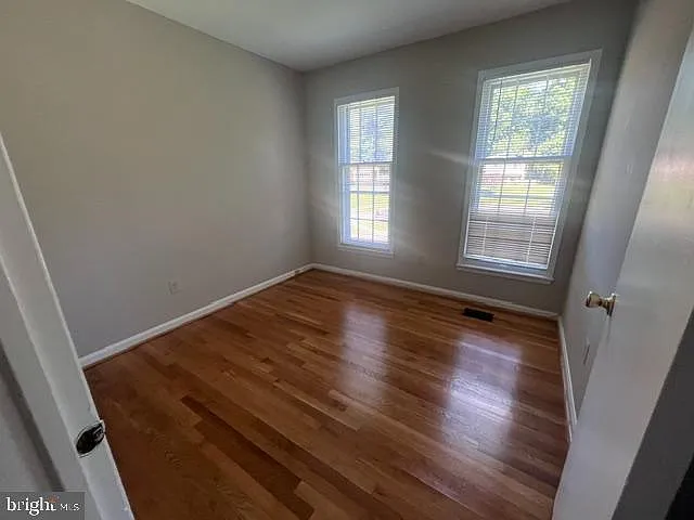 8523 Tysons Ct — Photo 13