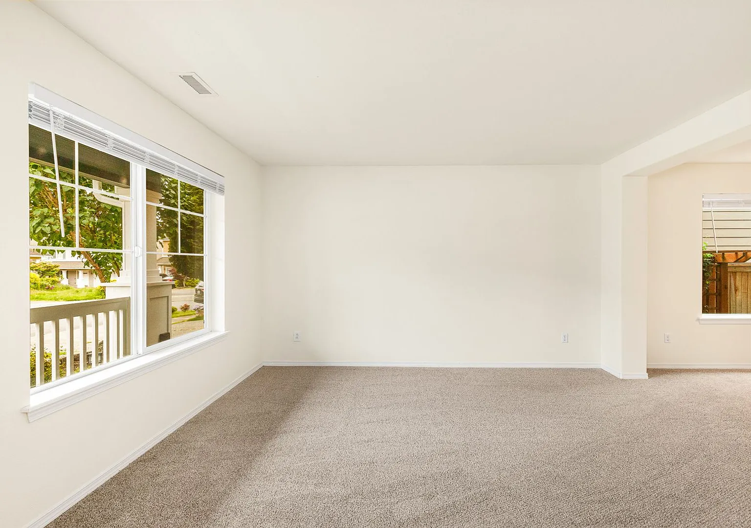 Covington Incredible 6 Bedroom 3.75 Bath Home! Make it yours today! — Photo 3
