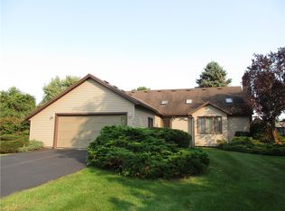 216 Sweet Acres Dr, Rochester, NY 14612