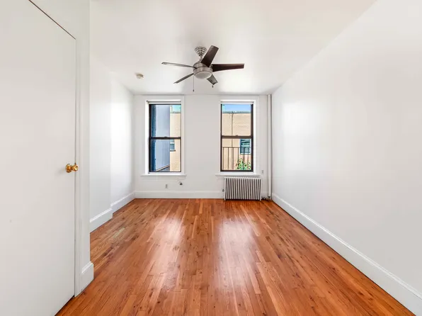 241 Mulberry Street image 1 of 5