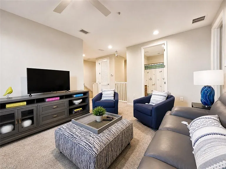 1367 Artesia Dr E #302 — Photo 16