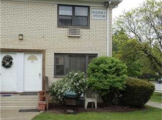 97 Sneden Pl, Spring Valley, NY 10977