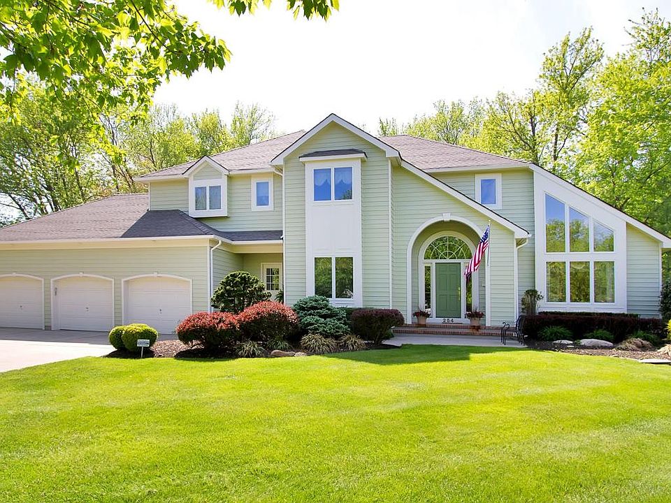 1st image of 254 Williamsburg Dr