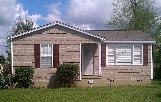 1st image of 418 20th St E