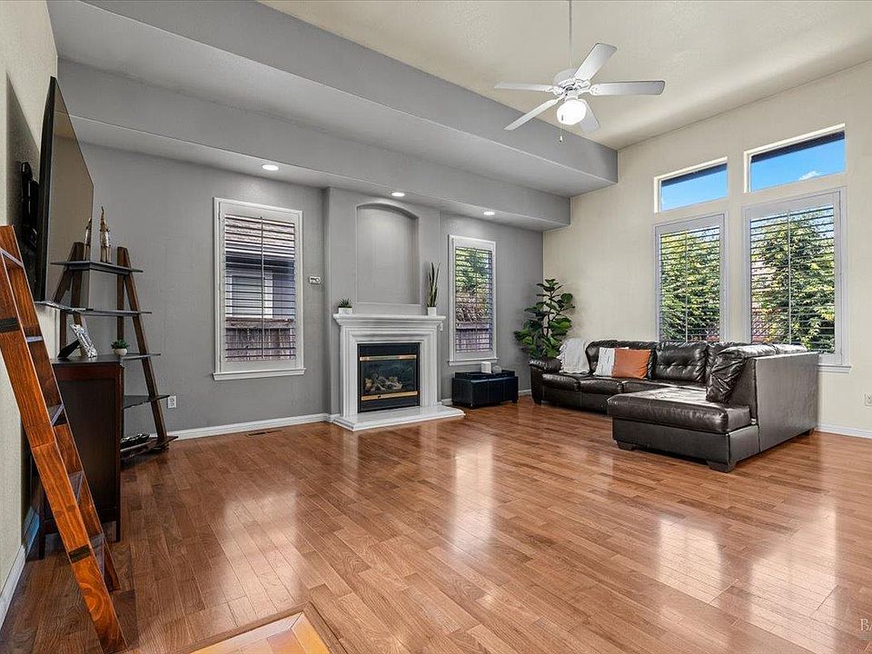 4717 - 4719 Starbuck Avenue, Santa Rosa, CA 95409 | MLS #326036633 | Zillow