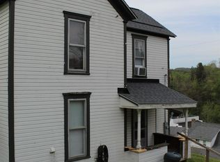 3418 Central St, Farmington, WV 26571