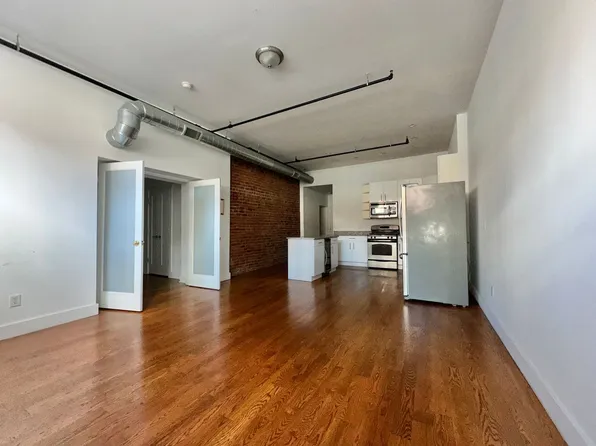 140 Orange Street, 140 Orange St #4, New Haven, CT 06510