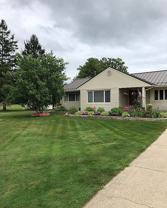 2nd image of 89 Aurora Hudson Rd