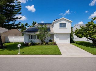 Stoneybrook At Country Wa, Miami, FL 33186