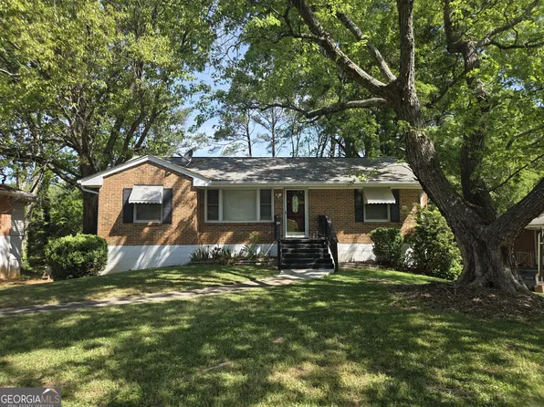 1100 N Parkwood Dr, Forest Park, GA 30297