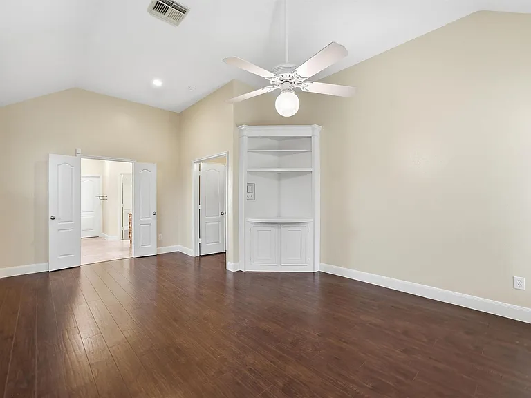 19307 Pinewood Bluff Ln — Photo 13