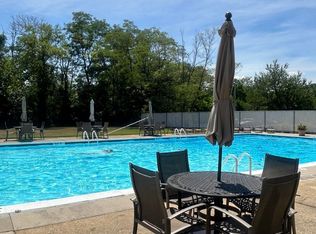 11A Magnolia Ln, Eatontown, NJ 07724