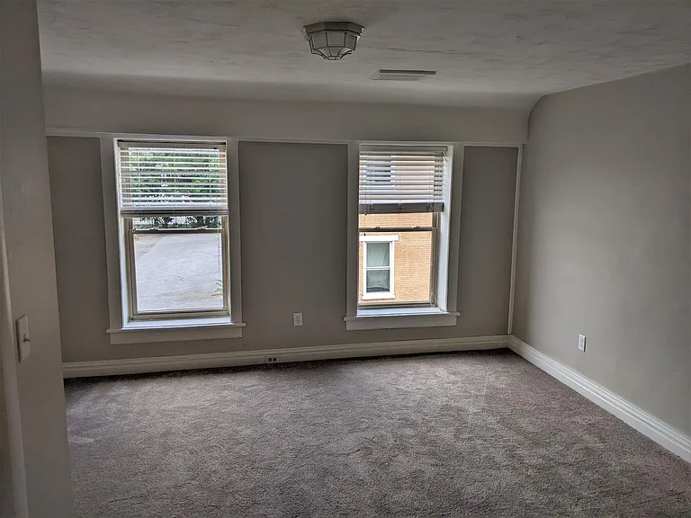 341 Academy St #4 — Photo 10