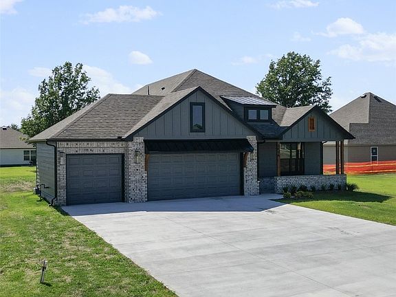 3rd image of 6186 S 319th East Ave