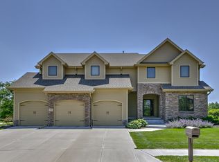 19503 William St, Omaha, NE 68130