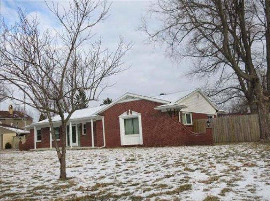 1st image of 2304 W Norwood Dr